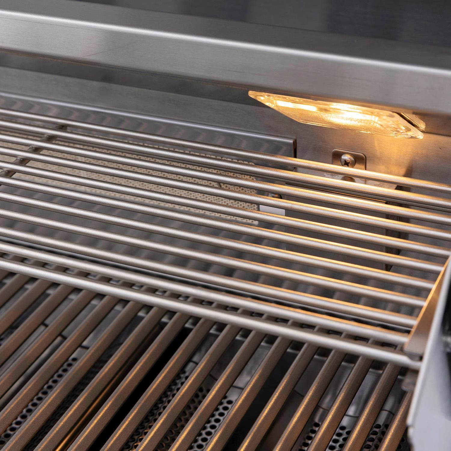 Blaze LTE+ Marine Grade 32-Inch 4-Burner Built-In Grill w/ Lift-Assist Hood & Rear Infrared Burner
