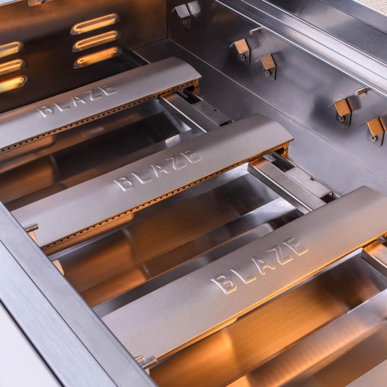 Blaze LTE 40-Inch 5-Burner with rear infrared burner
