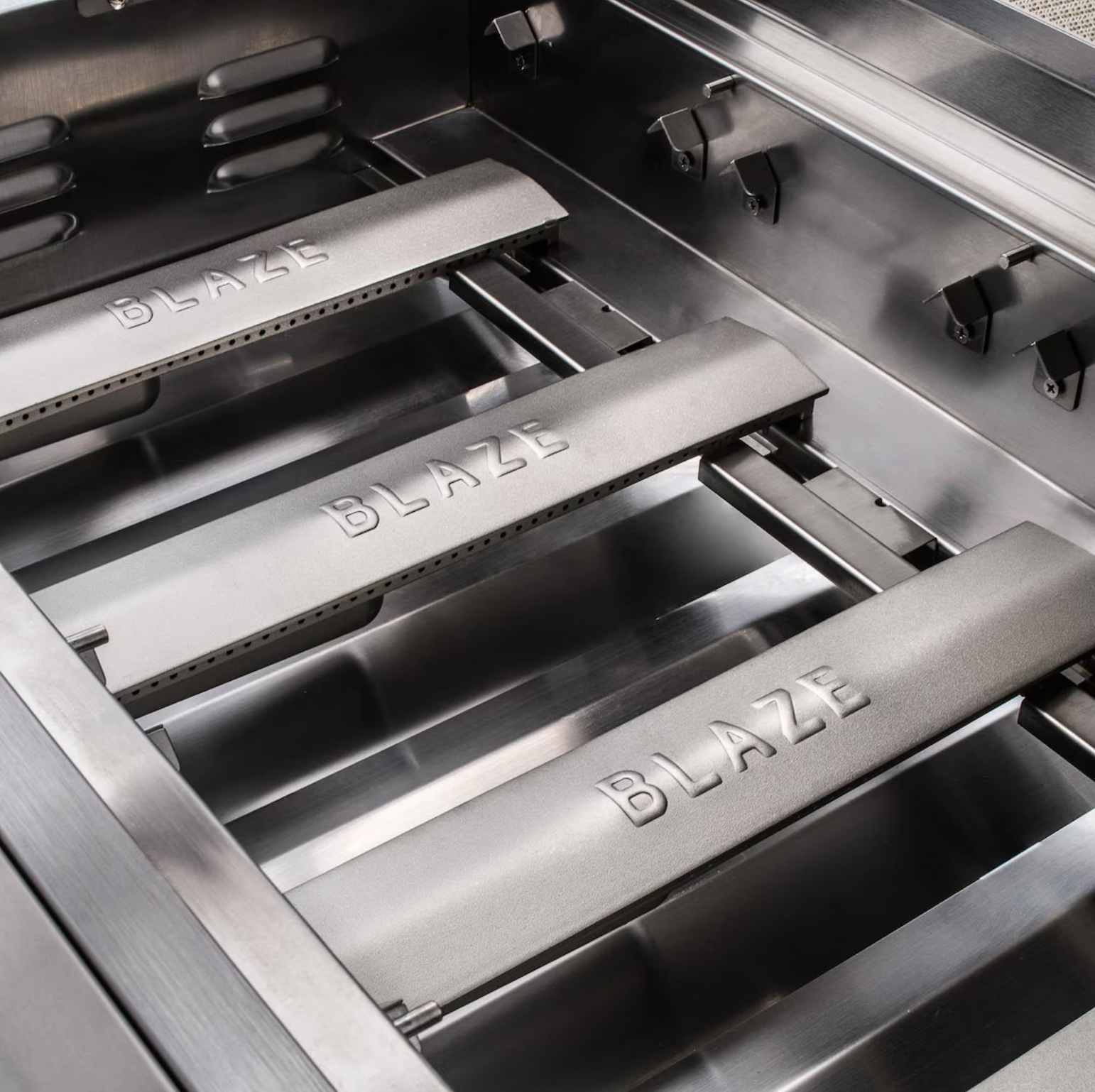 Blaze LTE 40-Inch 5-Burner with rear infrared burner