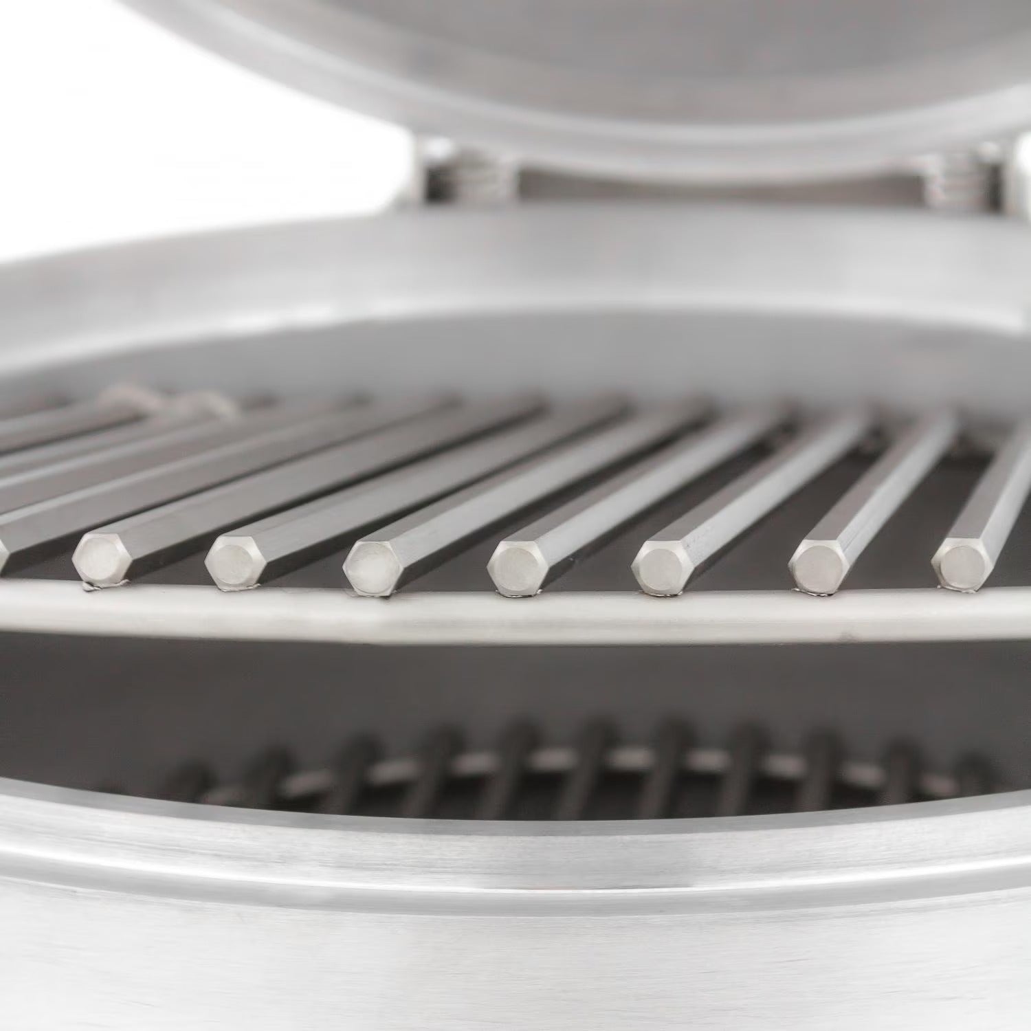 Blaze 20″ Cast Aluminum Kamado Grill